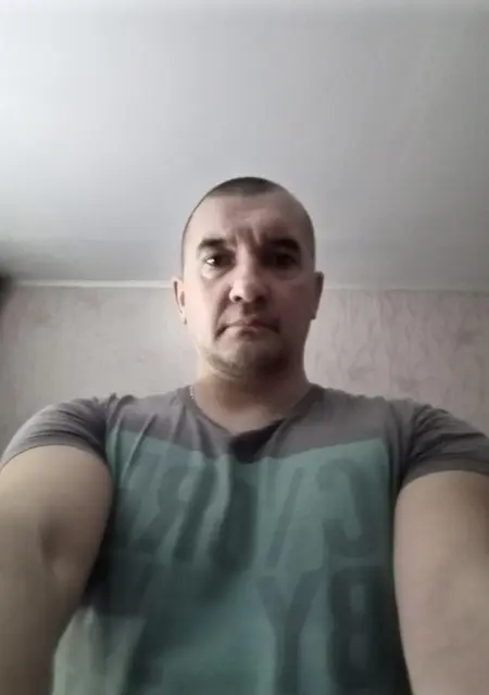 Я Роман, 41 років, знайомлюсь без зобов'язань у Херсоне