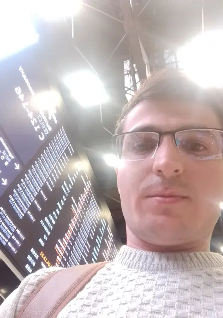 Шохниёз из Самарканда, мне 28, познакомлюсь для общения