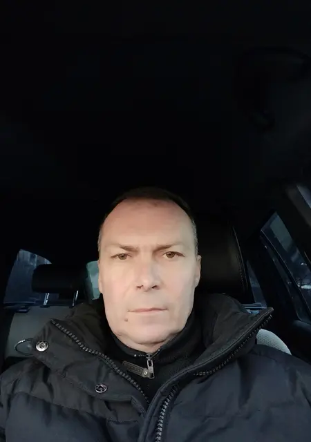 Константин из Полтавы, мне 47, познакомлюсь для приятного времяпровождения