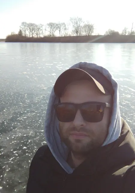 Я Володимир, 29, из Тернополя, ищу знакомство для открытые отношения