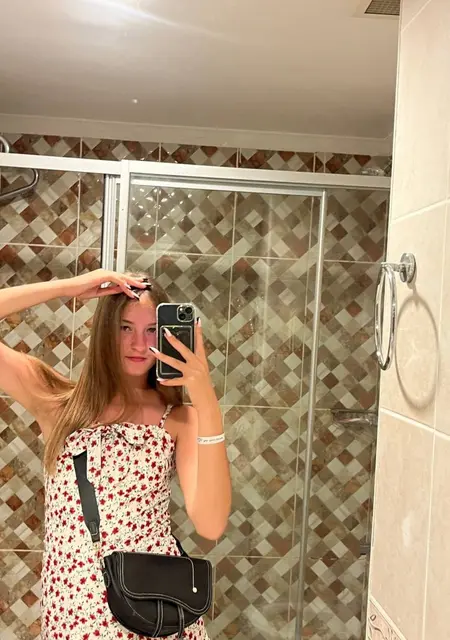 Я Уляна, 19, знакомлюсь для общения в Житомире