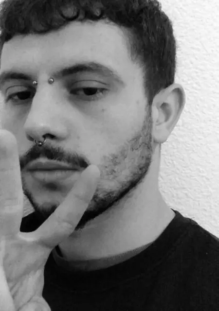 Я Alexx, 23, из Парижа, ищу знакомство