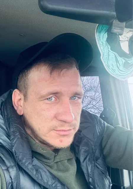Я Евгений, 34 років, знайомлюсь для спільних подорожей у Луганську