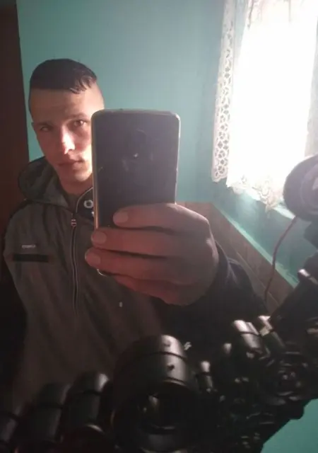 Я Bartomiej, 22, из Варшавы, ищу знакомство