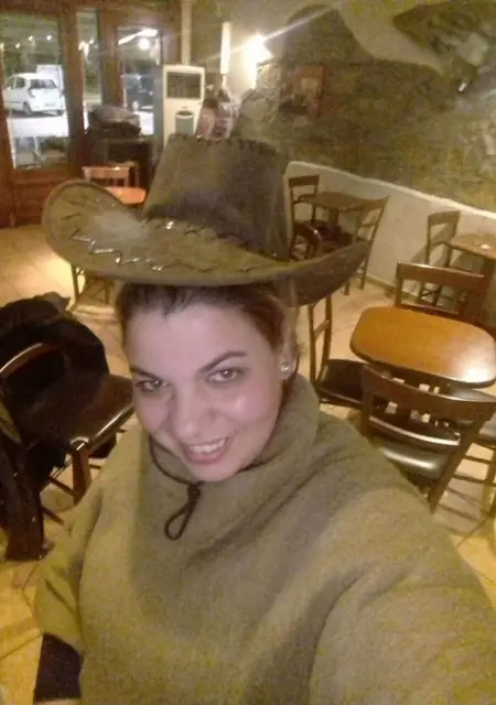 Argiro из Афин, мне 33, познакомлюсь