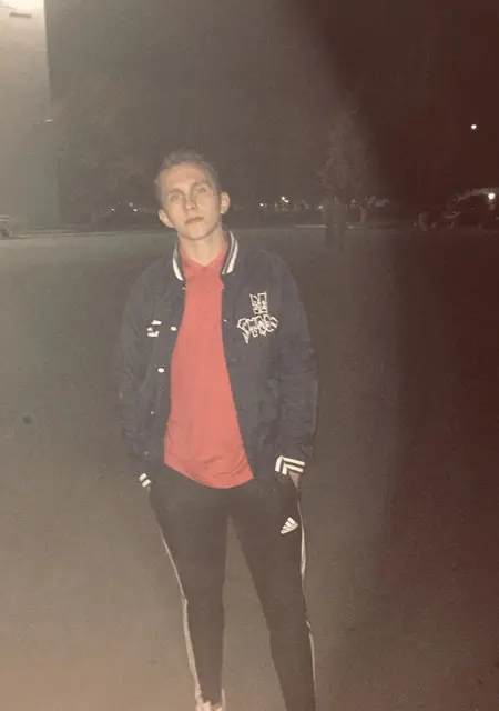 Я Виталий, 28, знакомлюсь без обязательств в Харцызске