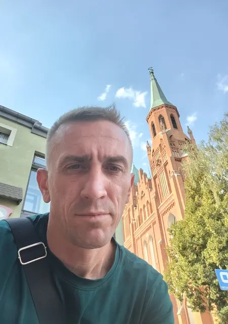 Alexander из Познани, ищу на сайте знакомства на одну ночь