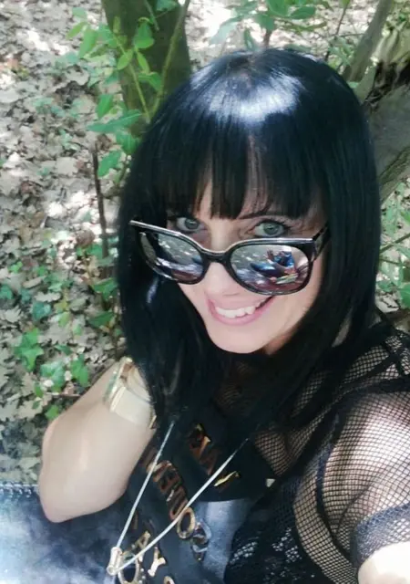 Yasemin из Стамбула, мне 28, познакомлюсь