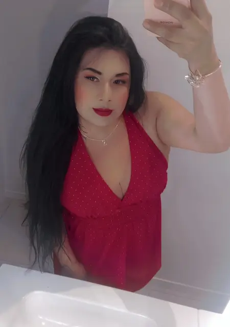 Linda Zuluaga из Мадрида, мне 28, познакомлюсь на одну ночь