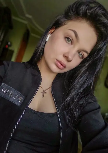 Я Ира, 30, из Горловки, ищу знакомство для общения