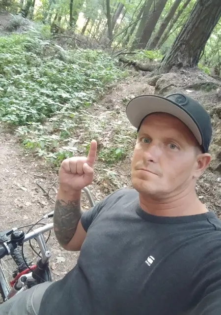 Я Кирилл, 43, знакомлюсь на одну ночь в Гродно