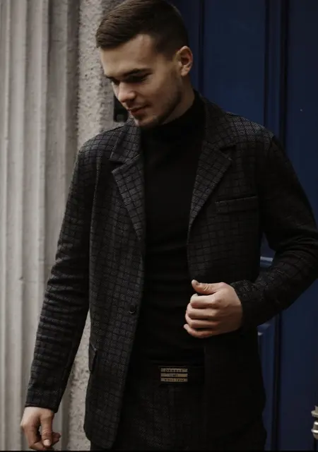 Я Егор, 30 років, знайомлюсь для приємного проведення часу у Харкові