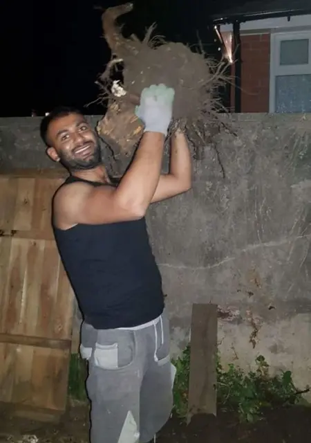 Ali Raza из Лондона, мне 30, познакомлюсь