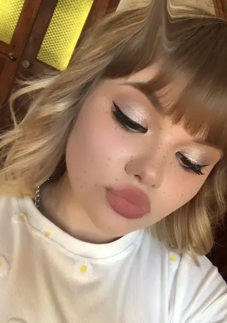 Я Марина, 25, знакомлюсь для вирта в Харькове