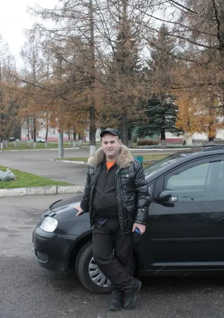 Я Александр, 47, из Орши, ищу знакомства без обязательств