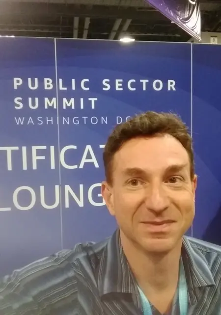 Grey з Рівного, шукаю на сайті знайомства на одну ніч