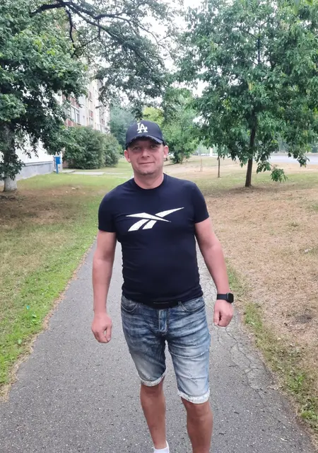 Роман из Новополоцка, ищу на сайте знакомства на одну ночь