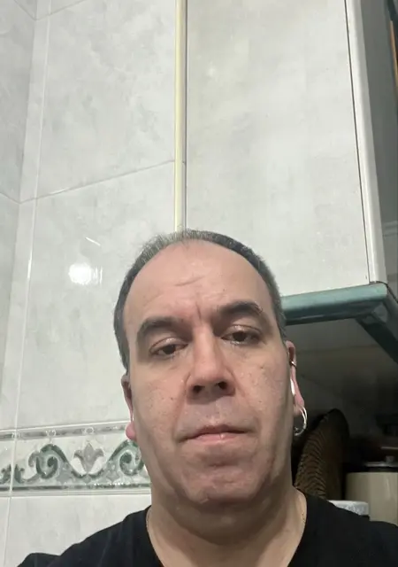 Soy Jesus Eloi, 39 años, conociéndome para conversación virtual en Madrid