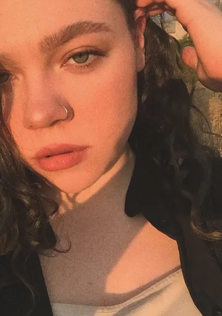 Я Дарья, 23 років з Донецька, шукаю знайомство для приємного проведення часу