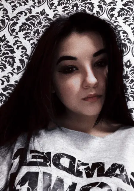 Я Елена, 24 років з Кам’янець-Подільський, шукаю знайомство для спільні подорожі