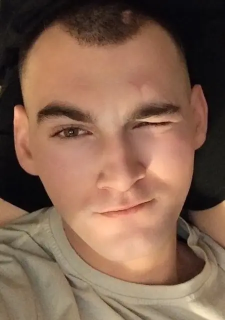 Я Алексей, 24, знакомлюсь без обязательств в Хельсинки