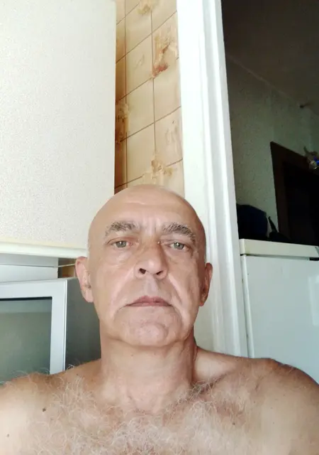 Я Валерий, 61, знакомлюсь без обязательств в Южноукраинске