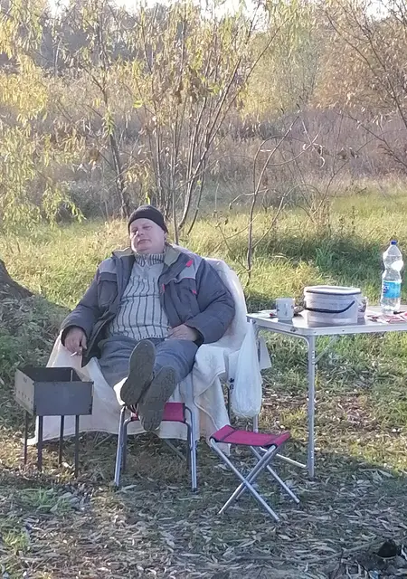 Я Ивиис, 50, из Гомеля, ищу знакомство для приятного времяпровождения