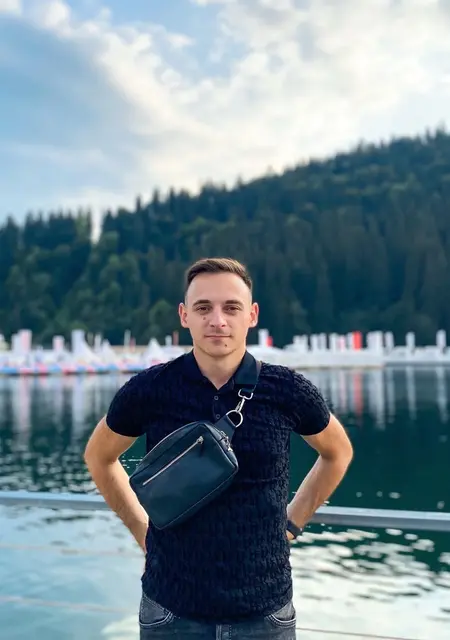 Я Максим, 27, из Варшавы, ищу знакомства без обязательств