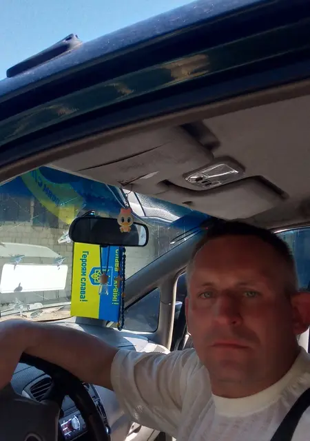 Я Vova, 40 років з Запоріжжя, шукаю знайомства без зобов'язань