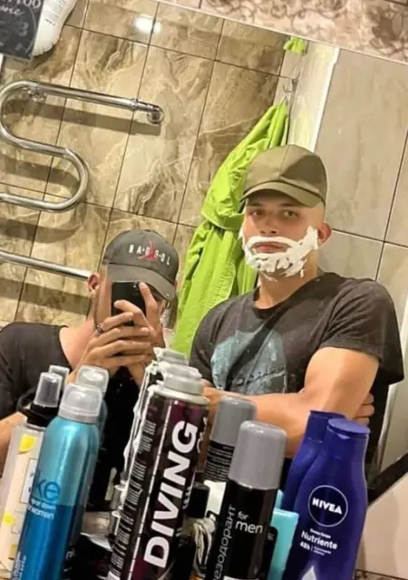 Даниил из Барановичей, мне 23, познакомлюсь без обязательств