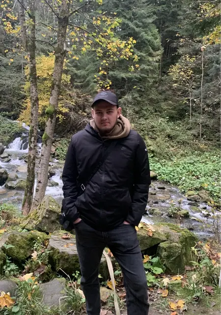 Назар из Знаменки, ищу на сайте общение