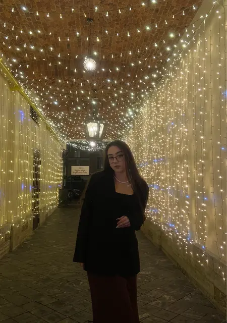 Я Светлана, 18, из Дубая, ищу знакомства без обязательств