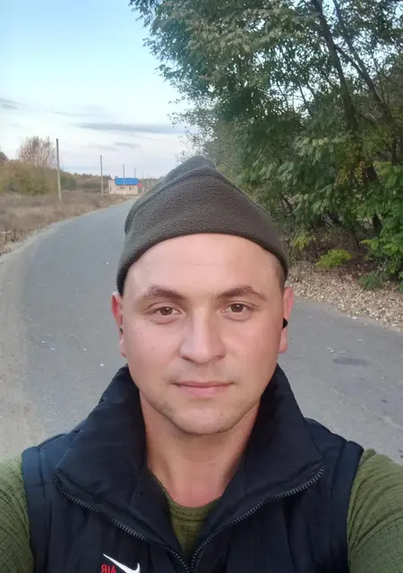 Я Александр, 31, из Покровского, ищу знакомства без обязательств