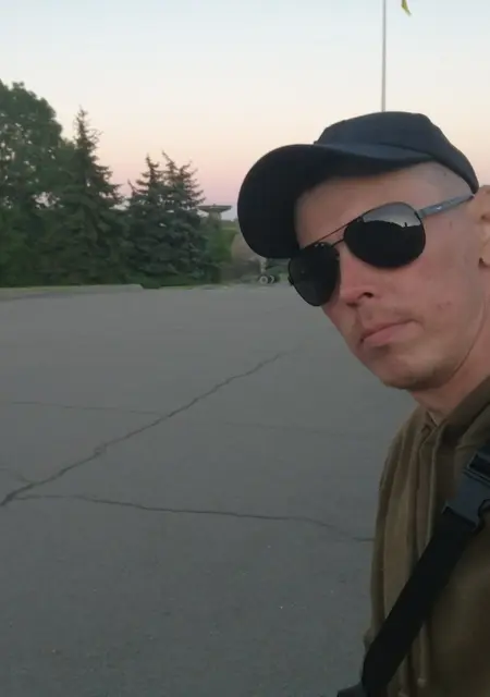 Я Игорь, 41, из Черновцов, ищу знакомства без обязательств