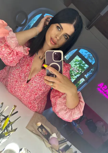 Я Уляна, 28 років, знайомлюсь на одну ніч у Одеса