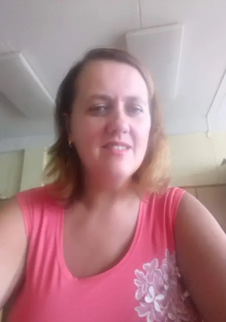 Алена из Могилёва, мне 45, познакомлюсь для постоянных отношений