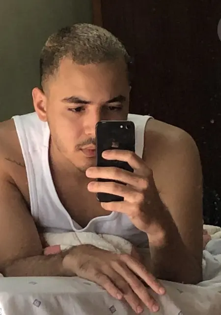 Everton из Лиссабона, мне 25, познакомлюсь