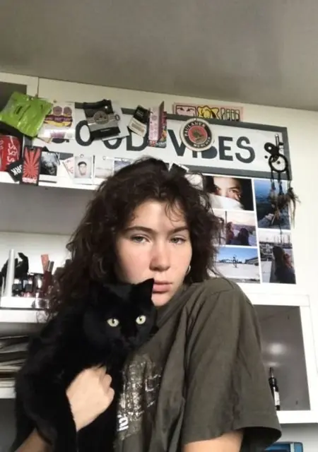 Я Sara, 22, из Рима, ищу знакомство