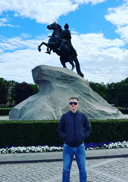 Азамат из Уральска, ищу на сайте знакомства на одну ночь