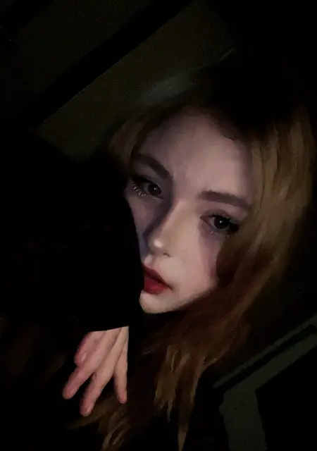 Ксеша из Франкфурта-на-майне, мне 19, познакомлюсь без обязательств