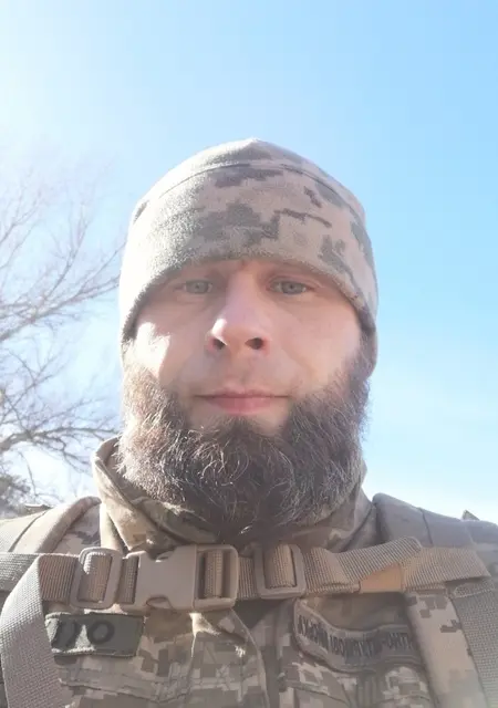 Я Антон, 40, знакомлюсь на одну ночь в Каменском