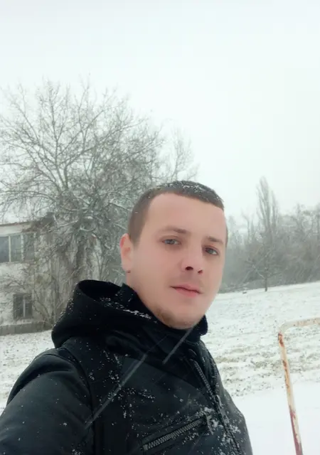 Я Андрій, 29, знакомлюсь для постоянных отношений в Виннице