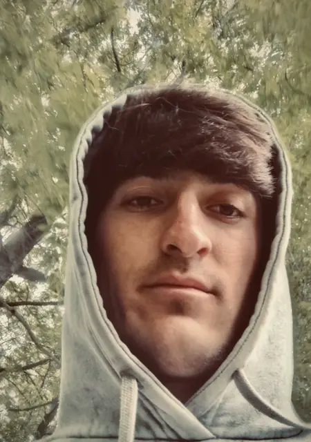 Я Алекс, 23, из Лондона, ищу знакомство для дружбы