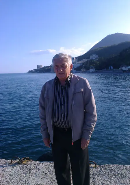 Я Владимир, 68 років з Маріуполя, шукаю знайомство для спільних подорожей
