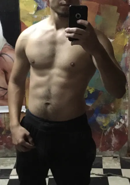 Timur из Шымкента, мне 27, познакомлюсь для приятного времяпровождения