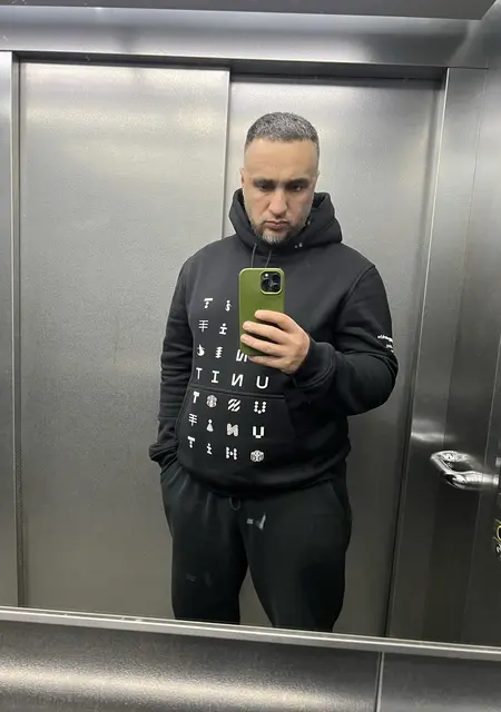 Я Дмитрий, 41 років, знайомлюсь без зобов'язань у Сумах