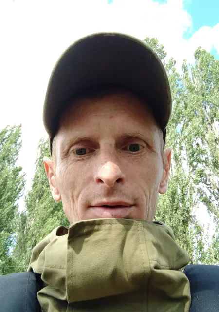 Денис з Києва, шукаю на сайті знайомства без зобов'язань