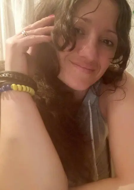 Я Галя, 38, из Надворной, ищу знакомство для постоянных отношений