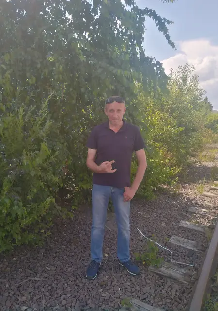 Роман из Львова, ищу на сайте знакомства на одну ночь