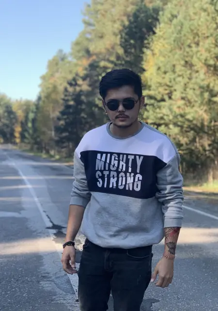 Я Тима, 28, из Уральска, ищу знакомство для приятного времяпровождения